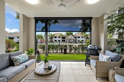 Mooroobool 2Moenga Exceptional Resort Style Living | Renovated Throughout
