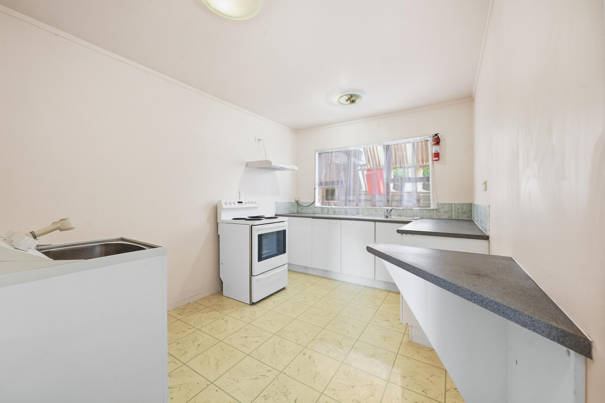 7 Milwaukee Place, Glendene, photo 18