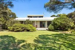 32 Sinclair Avenue, Surf Beach