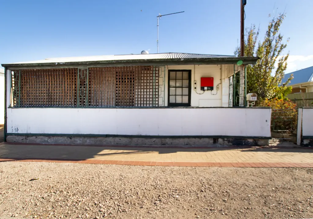 Kadina 2غرفة نوم CHARMING COTTAGE WITH GREAT POTENTIAL
