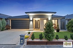 165 Athletic Circuit, Clyde