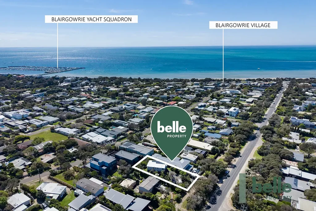 Blairgowrie 3ਬੈੱਡਰੂਮ Sweeping bay views, walk to beach & village!