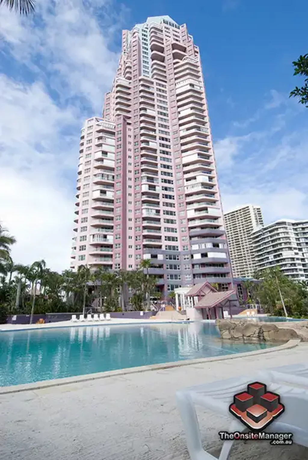 STUNNING VIEWS FROM THIS IMMACULATE TWO BEDROOM + STUDY MODERN APARTMENT