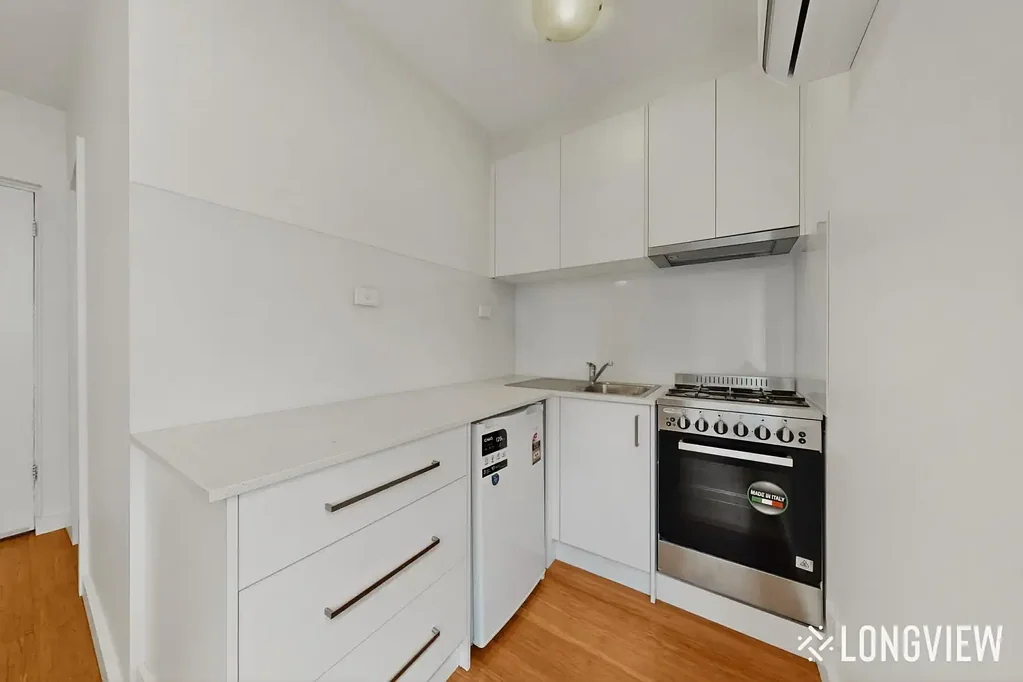 Feels Like New – Stylish, Low-Maintenance Living in a Prime Hawthorn Location