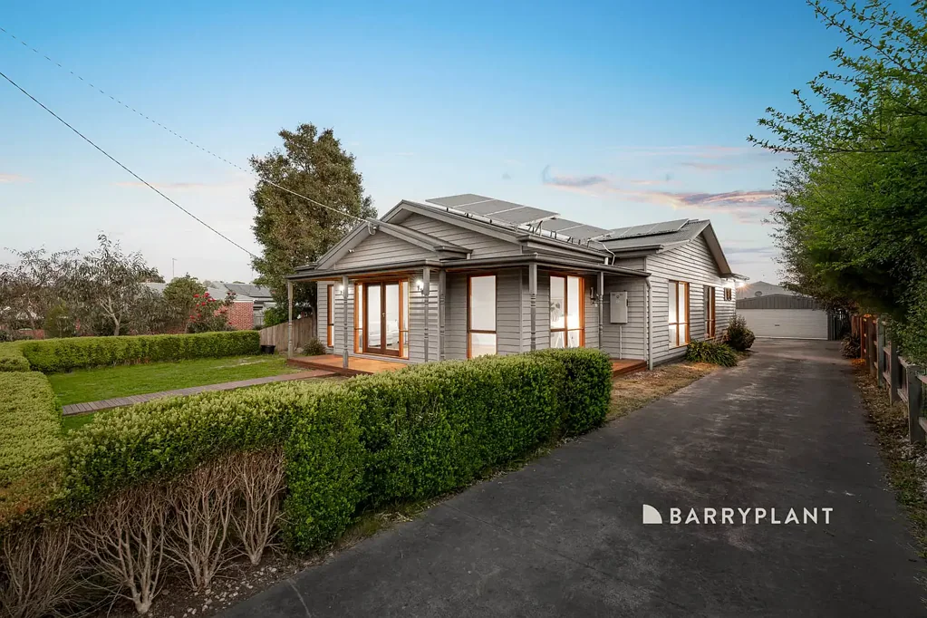 Warragul 4Kwarto Character, Space and Excellent Side Access