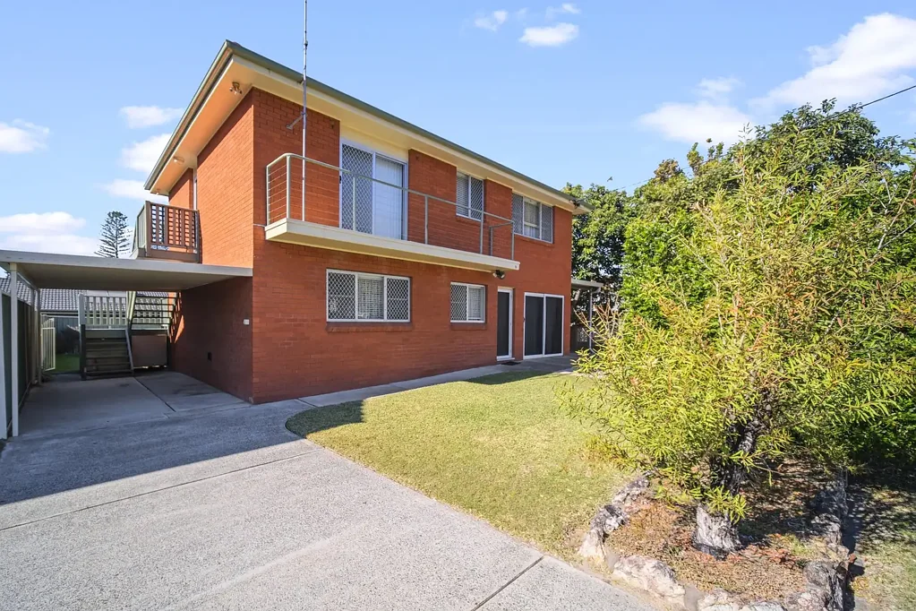 Tuncurry 6Zimmer Investors Take Note!