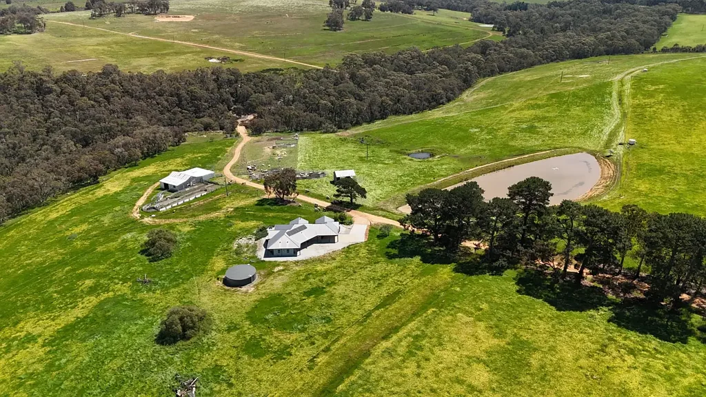 Denbarker RUSTY GATE FARM - 1090 ACRES