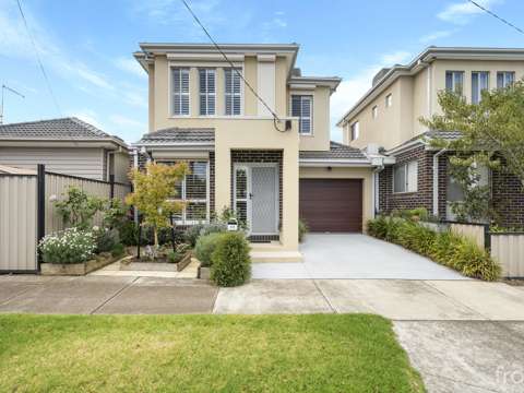Tullamarine 2 Bedroom Contact Craig Frost on 0413 018 033 for a Private Tour.