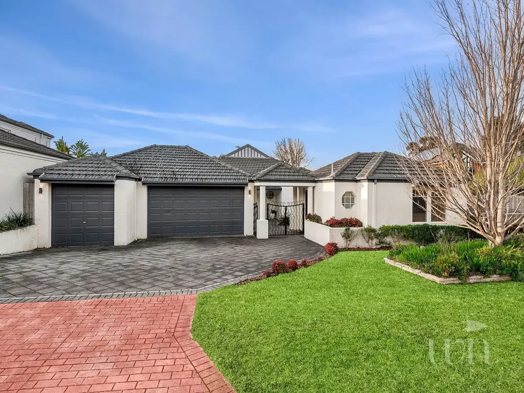 5 Phillips Court, Mount Martha, VIC 3934