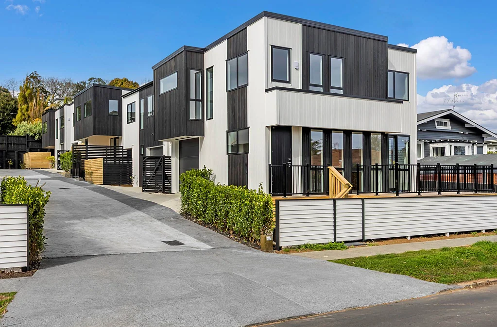 Ellerslie 3Moenga Ellerslie at Your Doorstep!