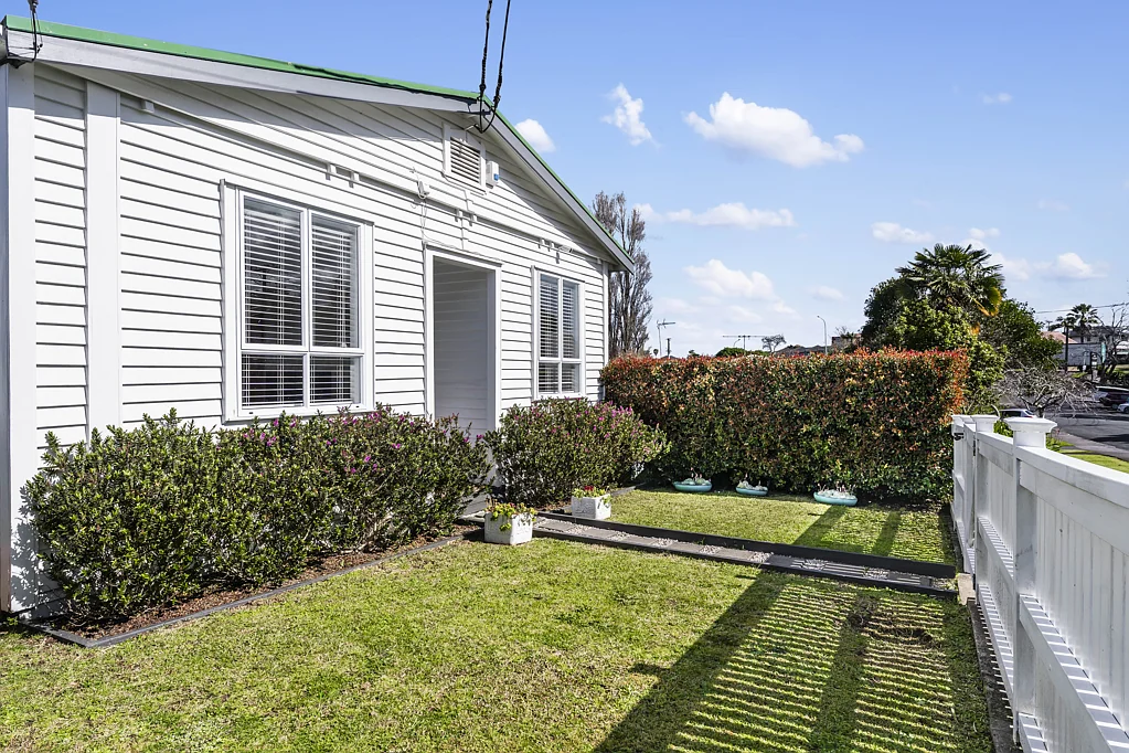 9a New Brighton Road, Mount Wellington, Auckland City, Auckland