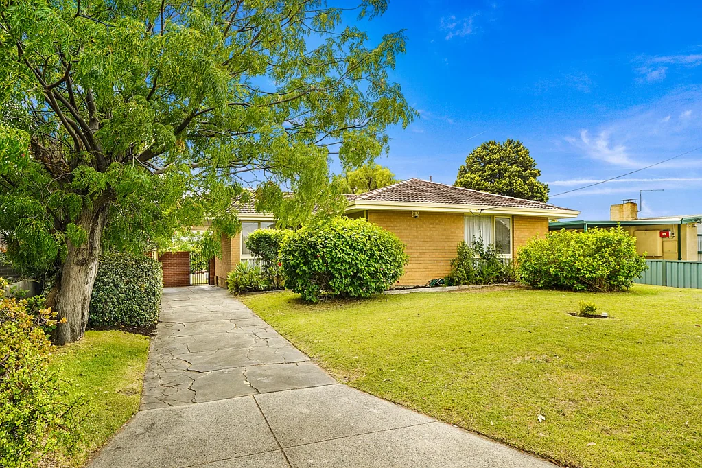 Morley 3 Bedroom Renovate or Develop!