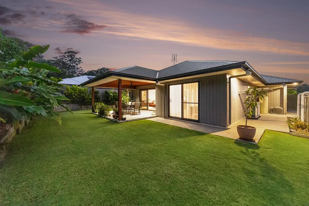 Palmwoods 4ਬੈੱਡਰੂਮ A VIEW WORTH COMING HOME TO