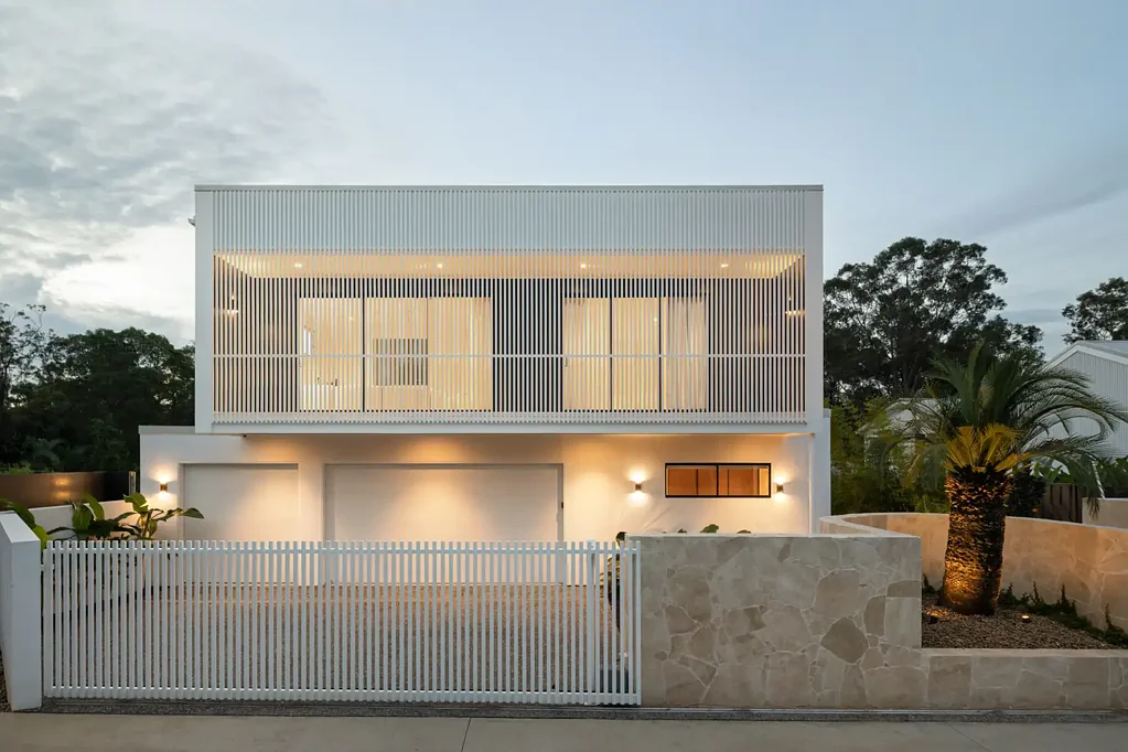 4A Handel Street, Indooroopilly, QLD 4068