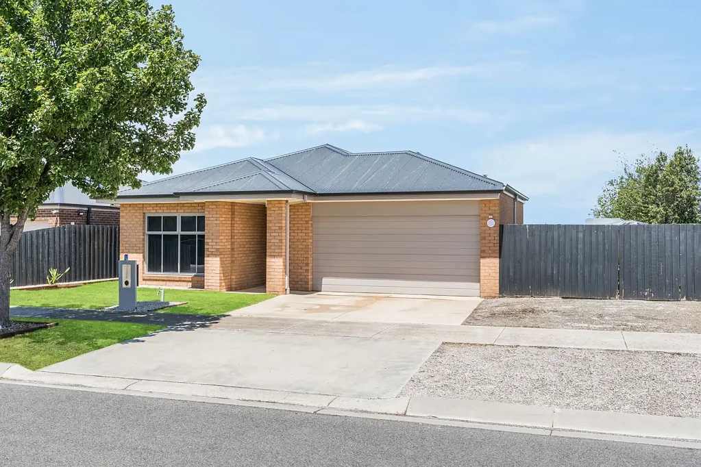 10 Blacker Way, Bannockburn, VIC 3331