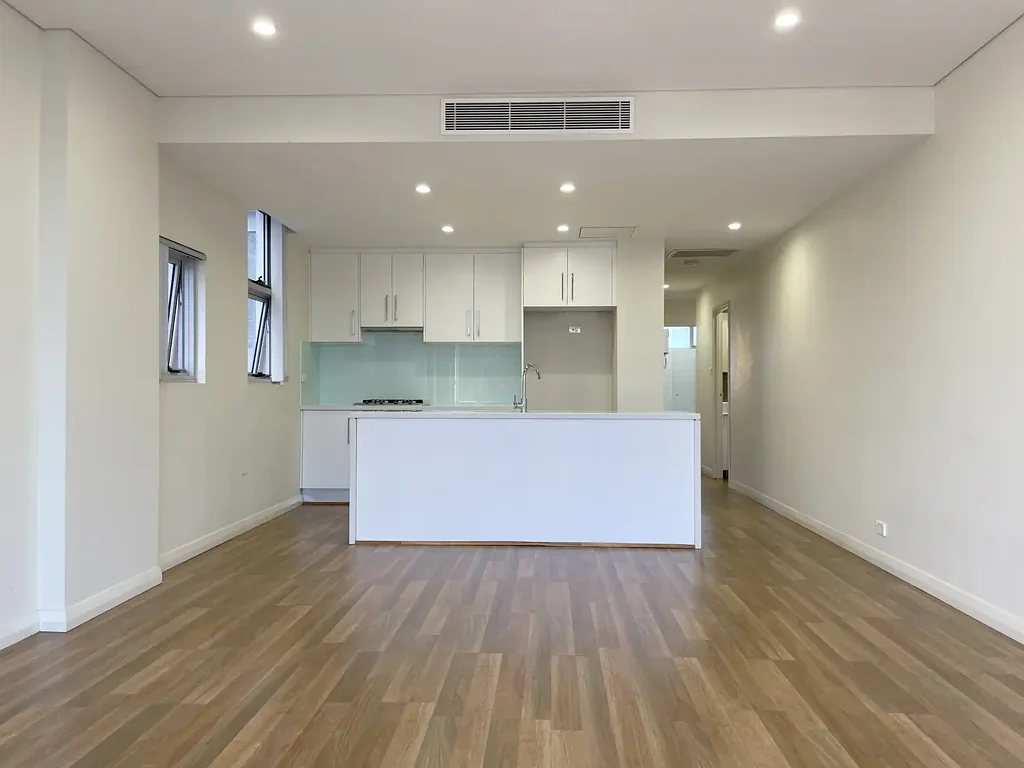 Jewel in the Heart of Kensington!