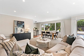 10 Springfield Street, Forrest Hill, North Shore City