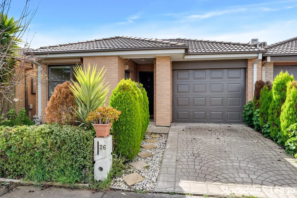 Stylish 3-Bedroom Family Home in Prime Craigieburn Location