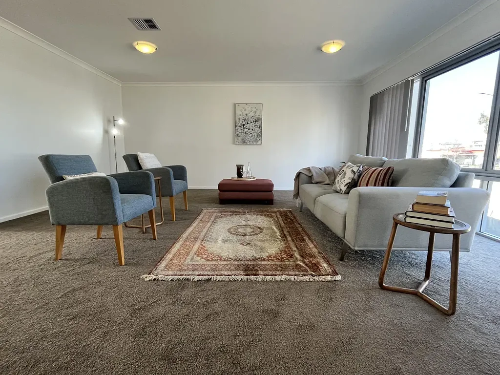 Gungahlin 4Kwarto Nothing more to do but move in!! Separate title townhouse - perfect for first home owners, families or investors