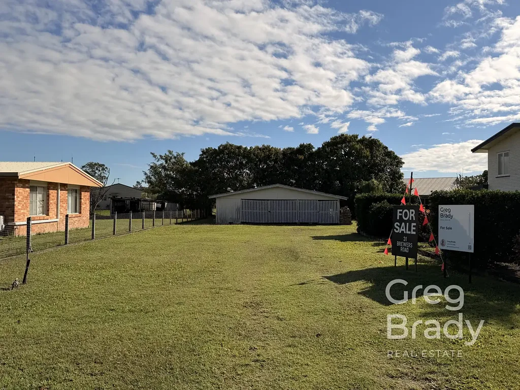 Sarina Build, Invest or Develop - 920m² in a Prime Location