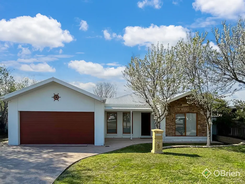 Paynesville 3 Bedroom Your Peaceful Place in Paynesville