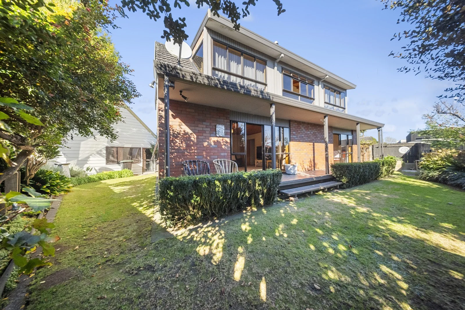 Maungatapu 3Moenga Stylish Double-Storey Family Home