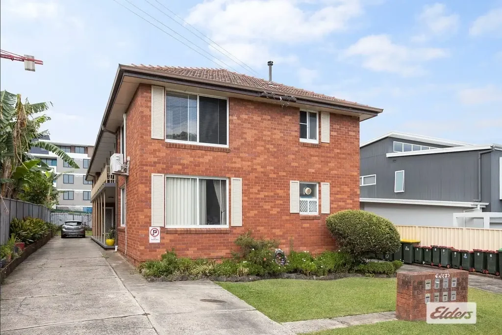 Renovated Apartment in the Heart of Wollongong's Medical Precinct