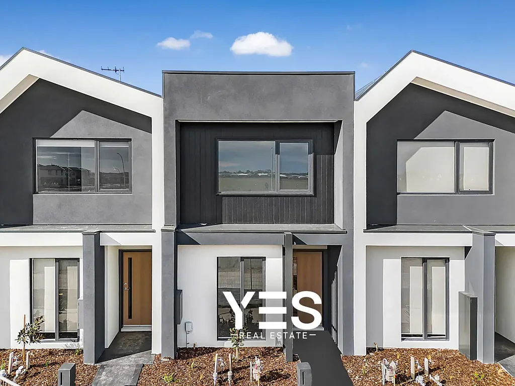 Contemporary Living with Comfort & Convenience!