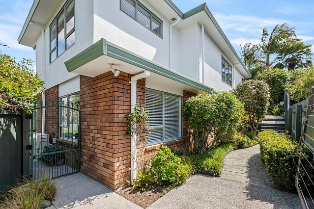 2/12 Westview Court, Somerville, Manukau City