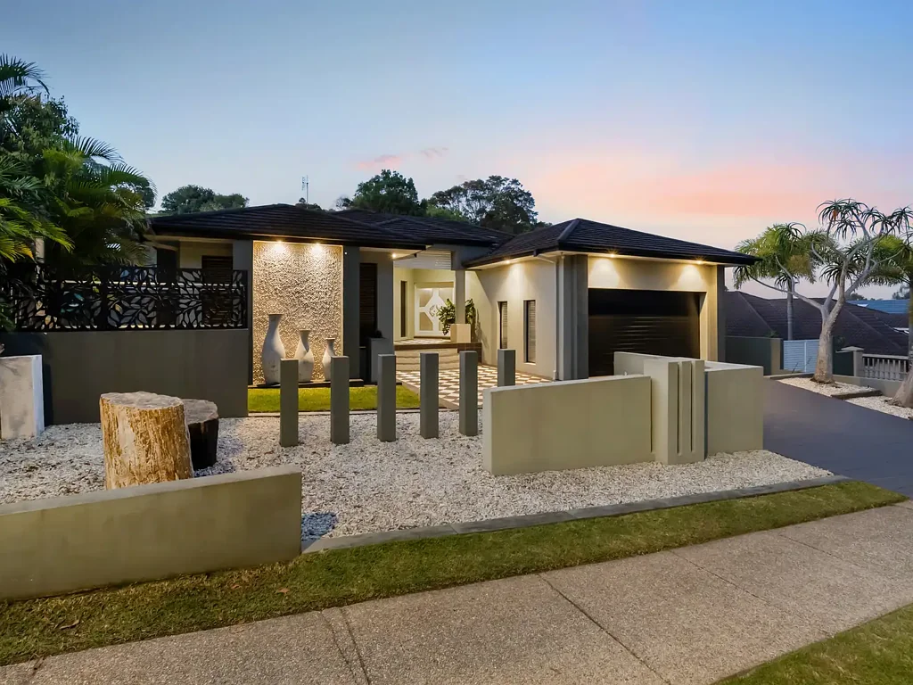 Banora Point 5房  Sophisticated Family Living with Endless Flexibility