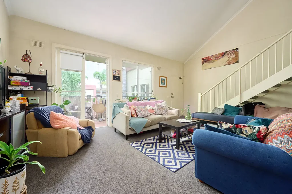 Carlton 3chambre Parkside Living with Exceptional Scope on the Edge of the CBD