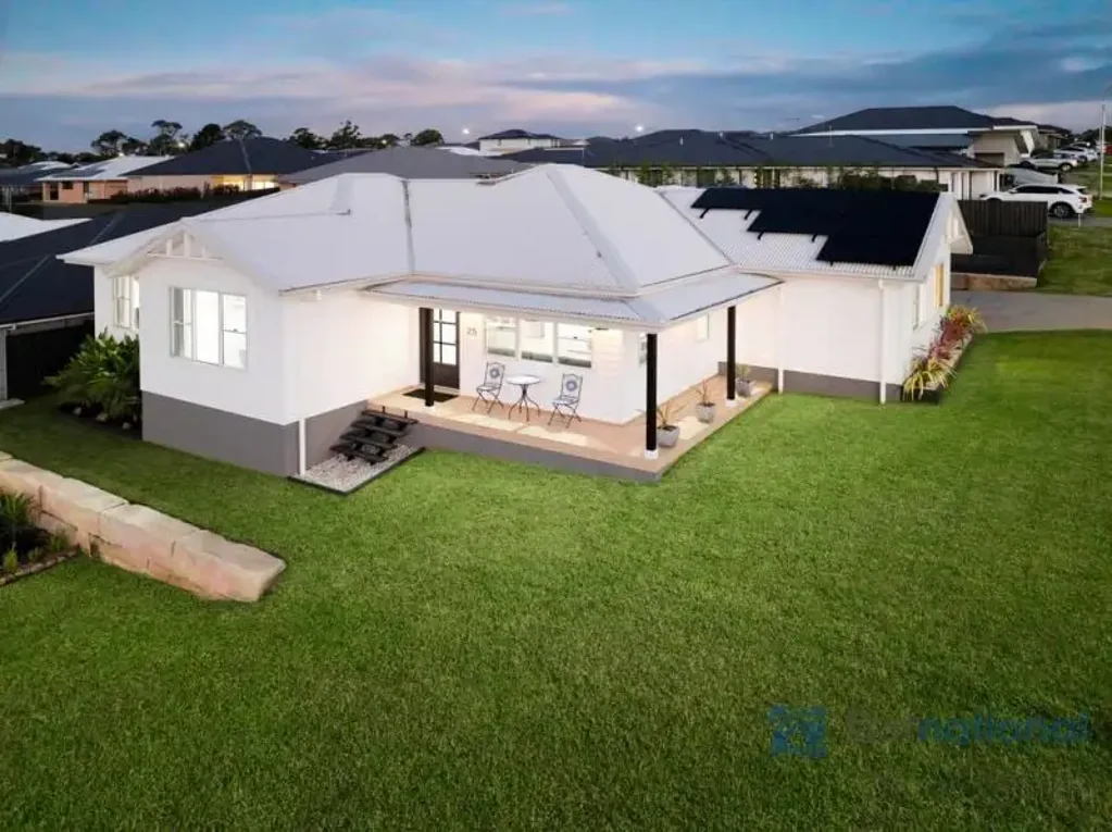 Thirlmere 4部屋 Stunning Custom Home with Sweeping Views on 699.5m2
