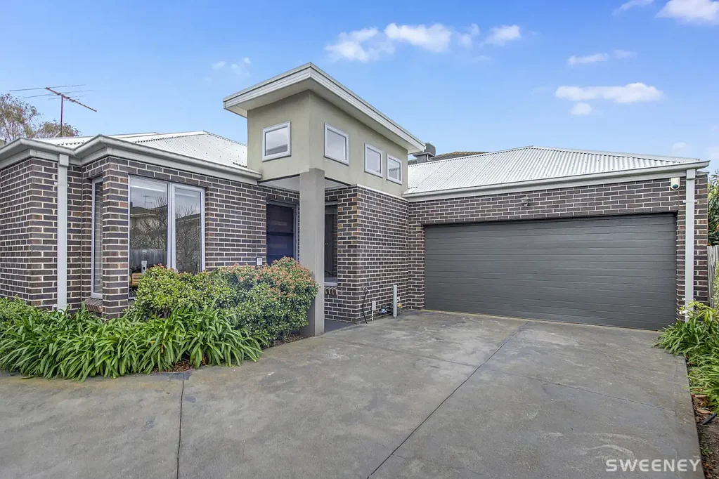 Altona 3房 单层风格 - 步行可达海滩 Single Level Style - Walk To The Beach