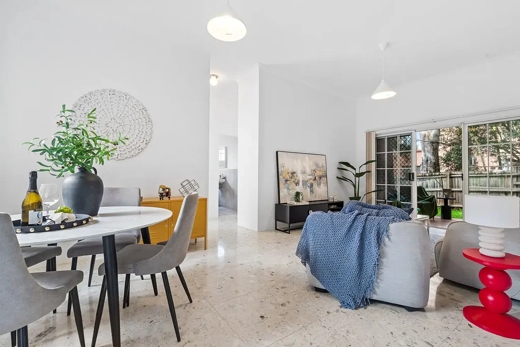 Westmead 2 Bedroom Bespoke Double Brick 2 bedroom renovated apartment in prime location