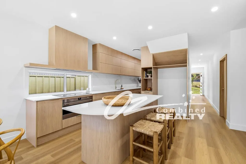 Huskisson 4कमरा NEW DUPLEX - PREMIUM FINISHES - TORRENS TITLE -DOUBLE GARAGE - PRIME LOCATION
