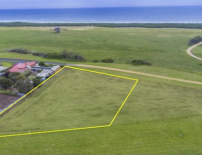 CA 5 Bridge Street, Narrawong, Portland and Glenelg Shire, 0 rūma, 0 rūma horoi, Section
