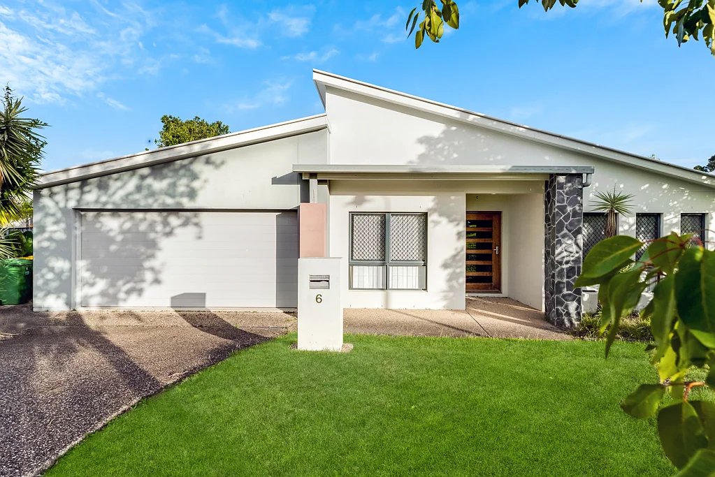 Coomera 4chambre The One You've Been 'Thorton' About...