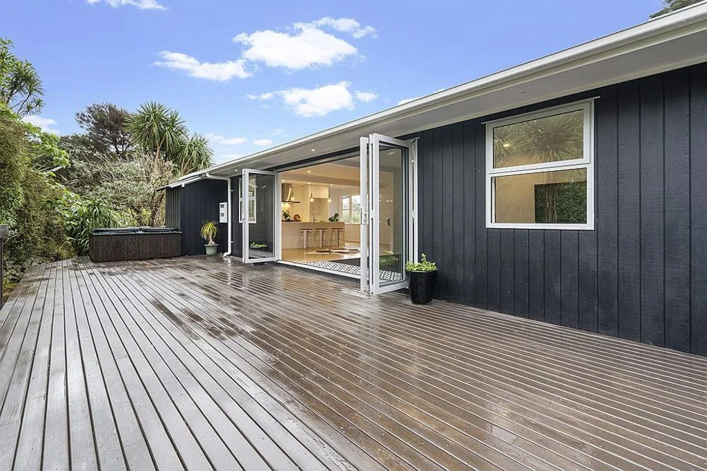 Huia 3 Slaapkamer Motivated Vendor's Say Sell!