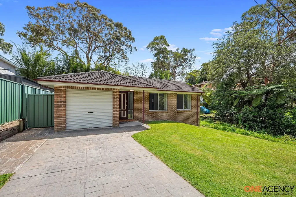 COMFORTABLE SINGLE LEVEL HOUSE