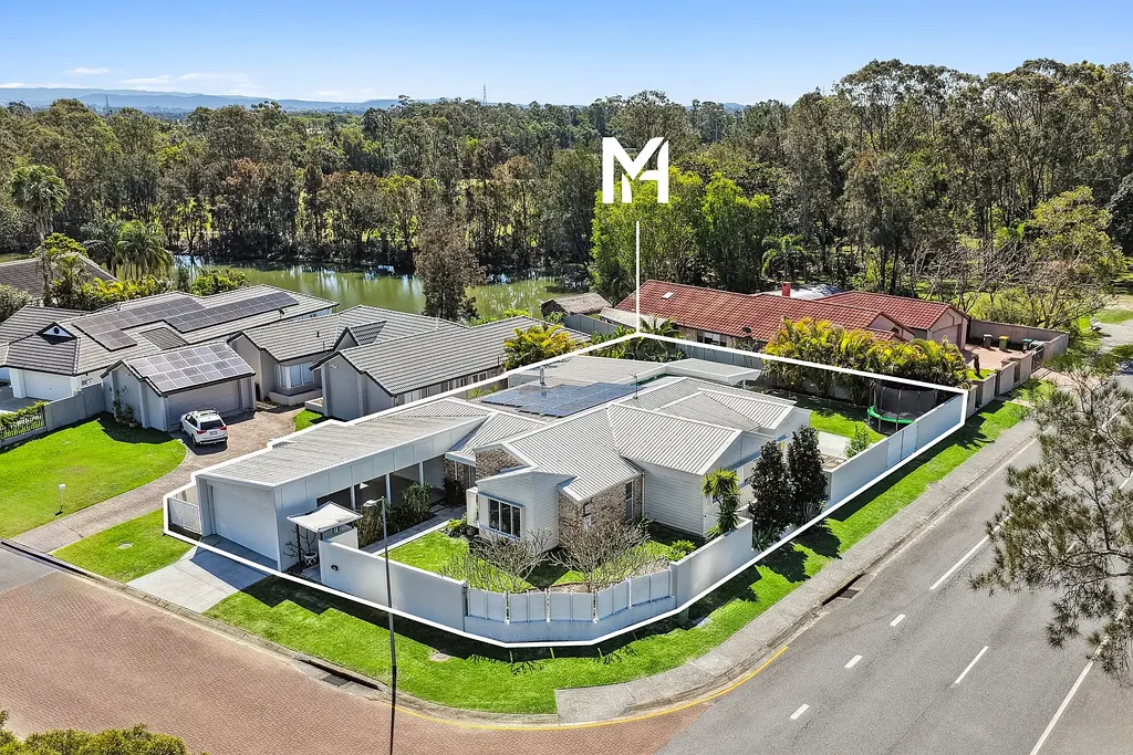 1 Vaucluse Place, Robina, QLD 4226