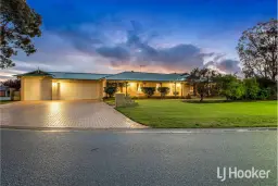 14 Midsummer Circle, Pinjarra