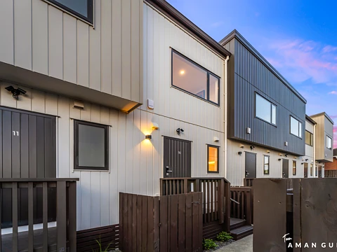 8/27 Britton Avenue, Mount Roskill, Auckland City, Auckland