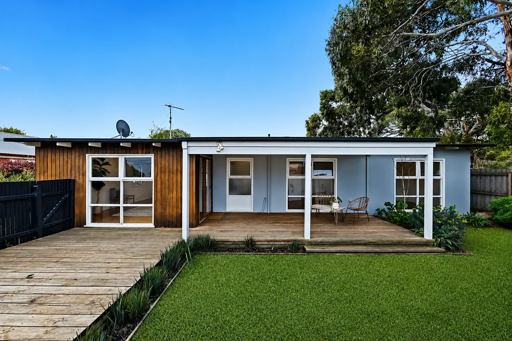 Ocean Grove 4 Slaapkamer Coastal Living Made Easy in Old Ocean Grove