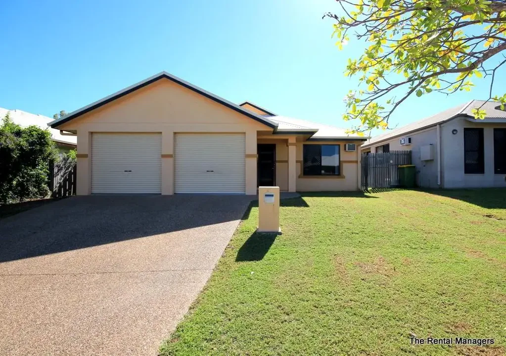 Light filled family home in tranquil Sea Eagle Circuit setting