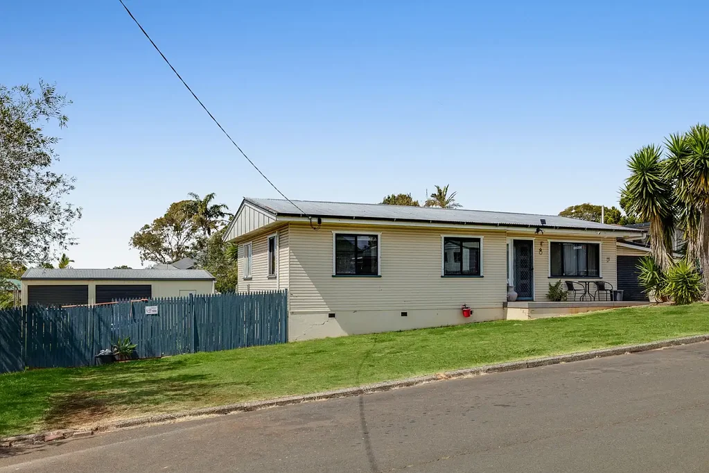 Newtown 3部屋 Affordable Family Home on Generous Allotment