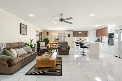 12 Naomi Drive, Crows Nest, QLD 4355, 4房, 2浴, House