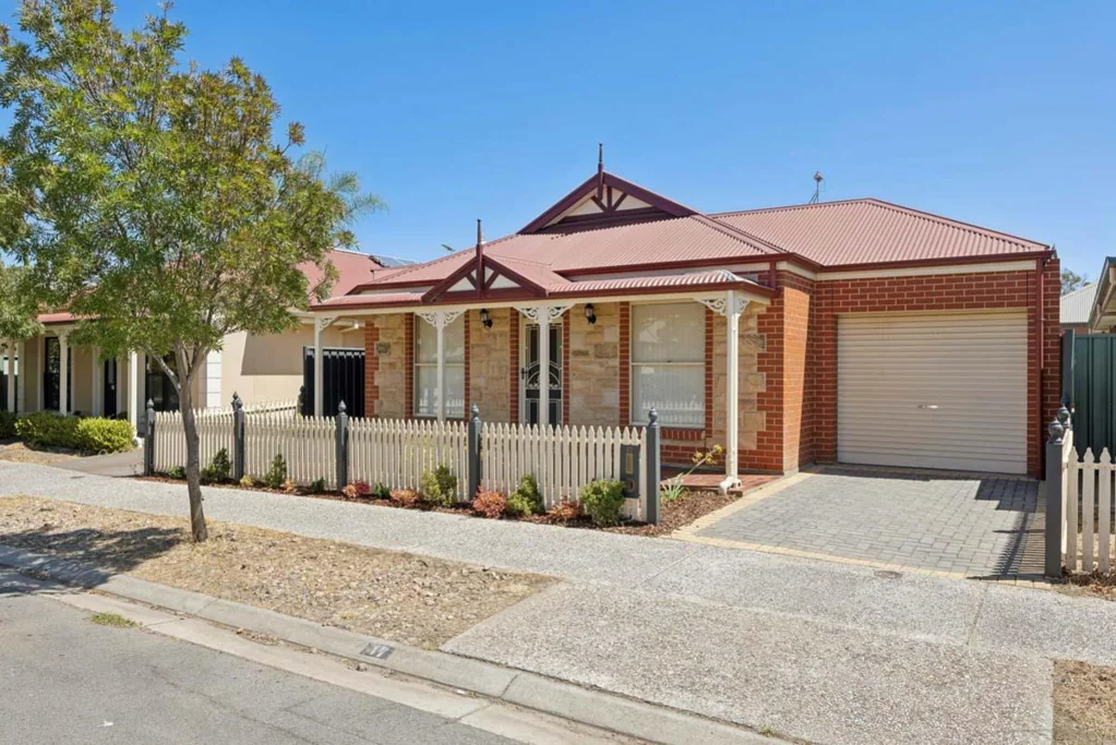 17 Newland Way, Mawson Lakes, SA 5095