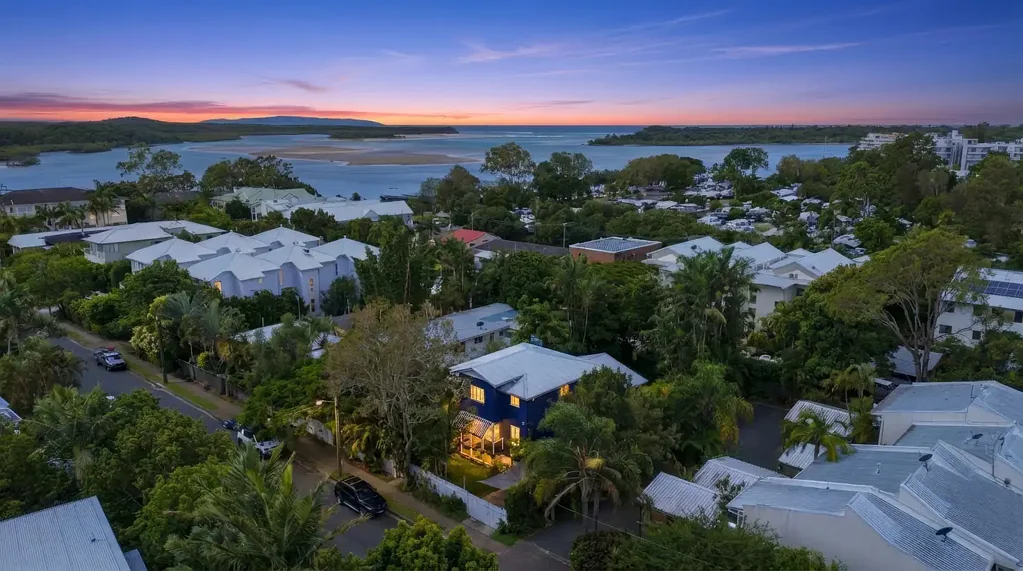 Noosaville 4غرفة نوم For Sale in One of Noosa's Tightest Held Pockets!