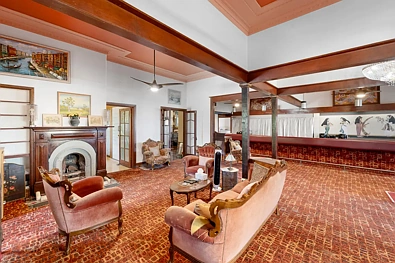 53-61 Flinders Parade, Gladstone Central, QLD 4680, 3房, 2浴, House