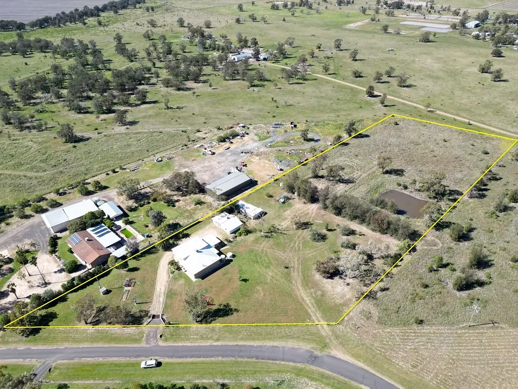 14 Strathmore Road, Moree, NSW 2400